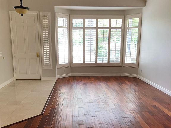 2nd image of 528 Timberwood Ave