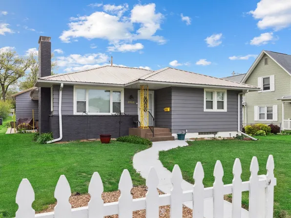 2408 Chancy St, Clinton, IA 52732