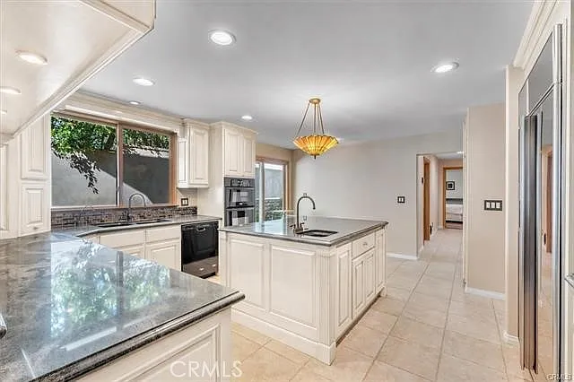 9824 Baden Ave — Photo 11