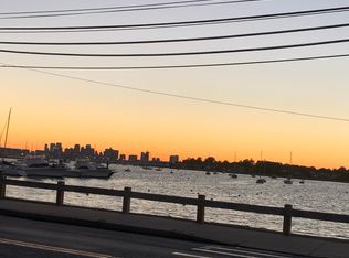 26 Beacon St APT 201, Winthrop, MA 02152