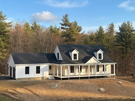 2nd image of 152 Young Road