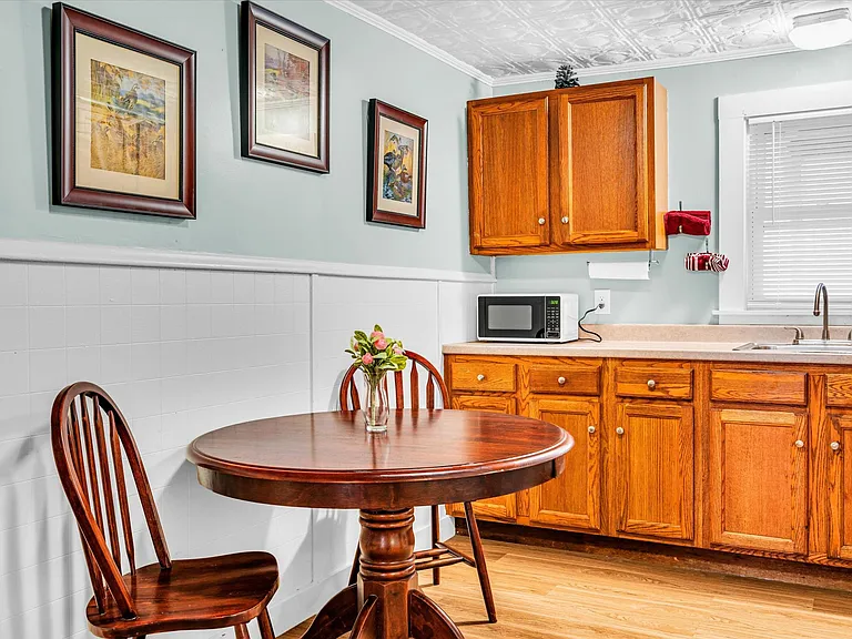 140 Elm St #102 — Photo 22