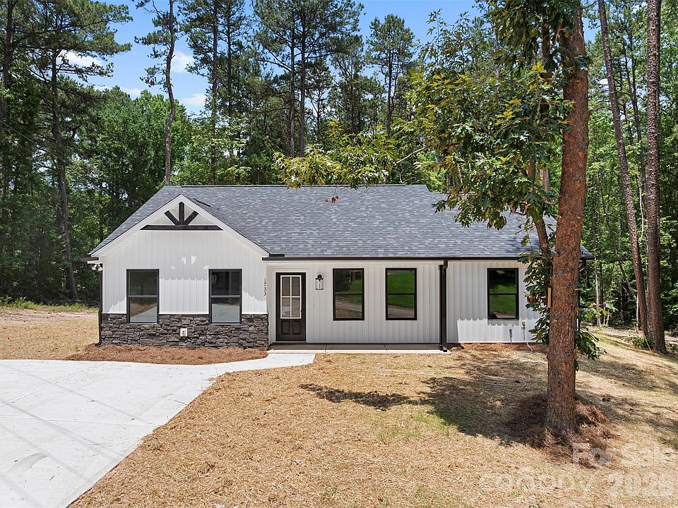 1st image of 1733 Rollingwood Dr