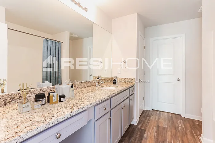 2327 Tolliver Pl — Photo 17