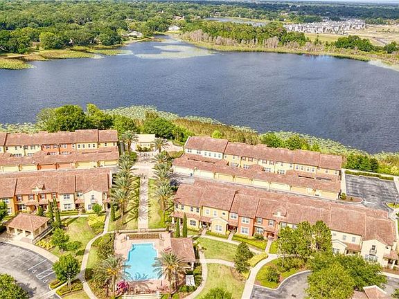 1st Lake Unit on Left