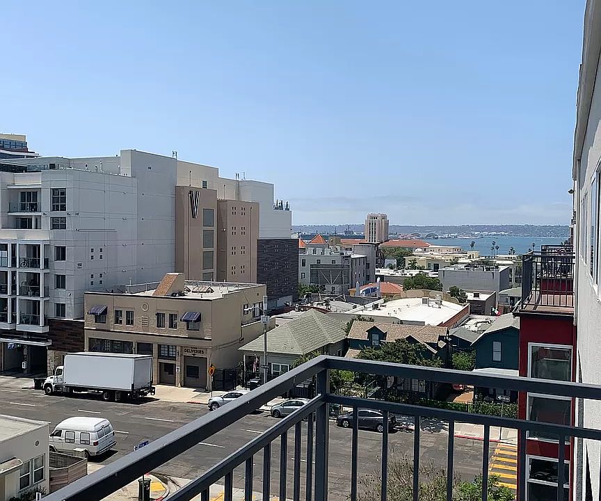 1st image of 1805 Columbia St #307