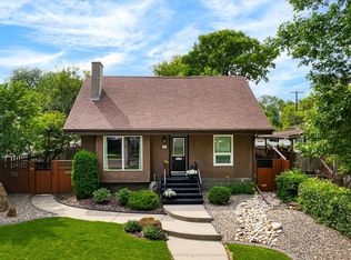 11322 56th St NW, Edmonton, AB T5W 3S4
