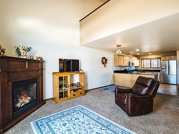 2nd image of 16 Pine Dr