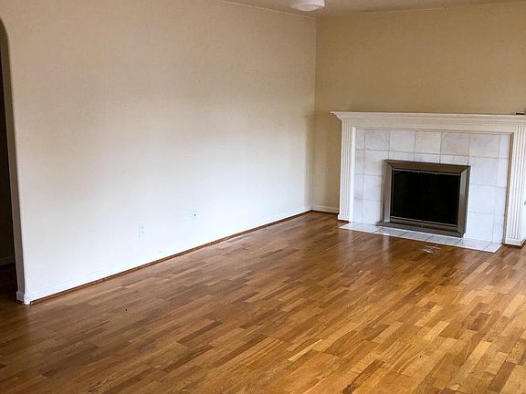 Main living room, upper floor