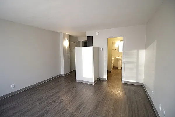 1671 N. Prospect Ave. — Photo 113