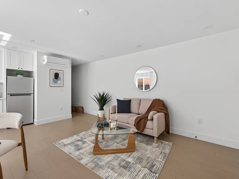 2710 T St #1 — Photo 19