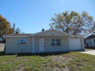 9300 Whitman Ln, Port Richey, FL 34668