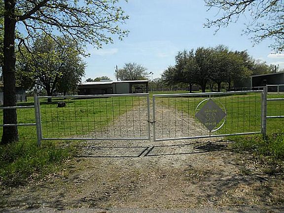 3rd image of 15268 County Road 4060