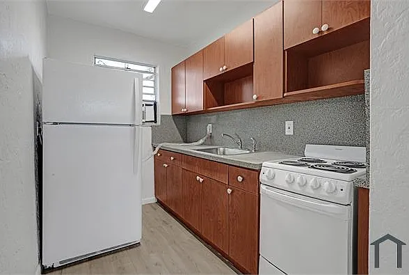 1 bed, 450 sqft, $1,350 — Photo 2