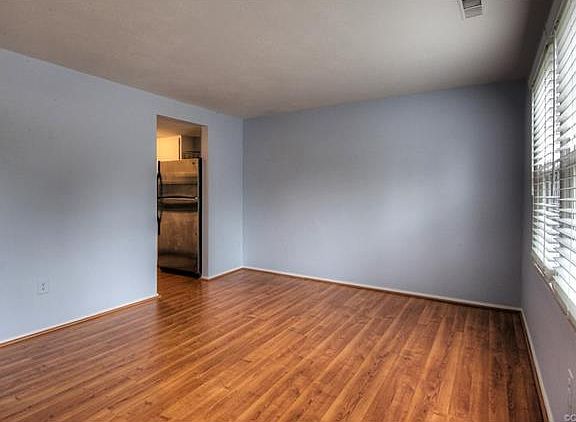 5th image of 9421 Greenhill Ct #9421