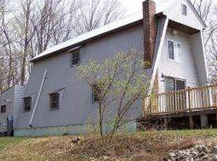 1806 Cross Rd, Strafford, VT 05072