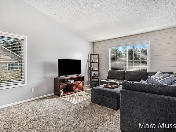 5th image of 4511 Serry Dr