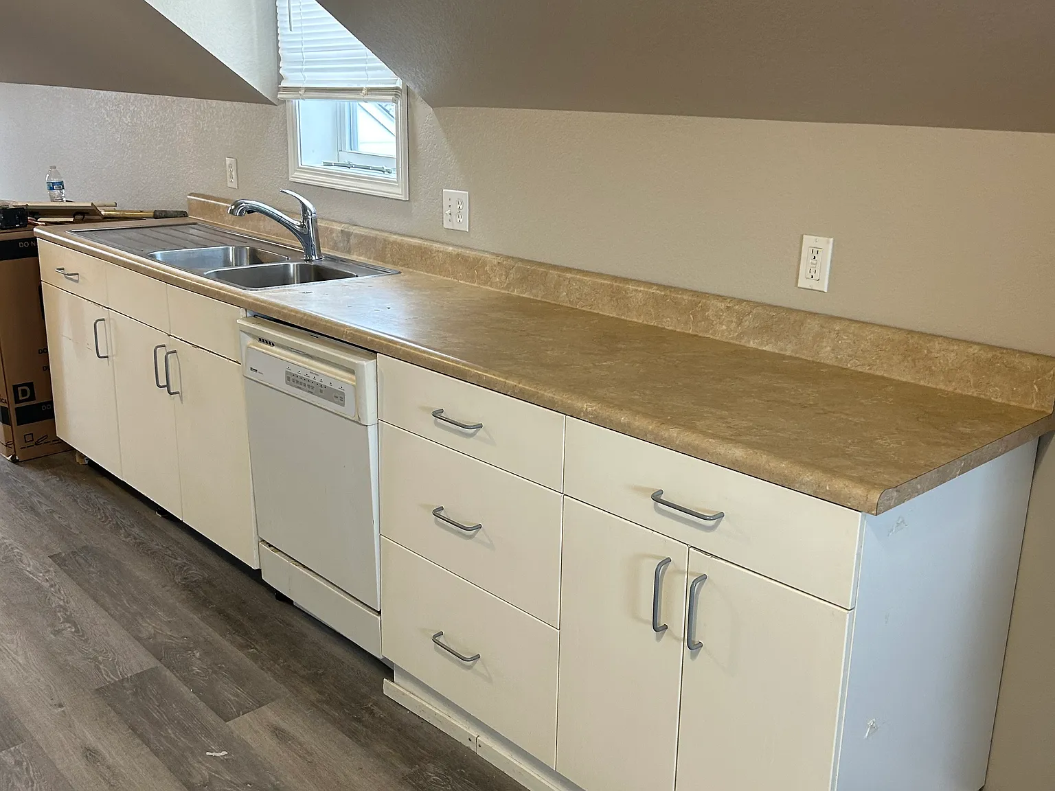 2 bed, 850 sqft, $1,100 — Photo 4