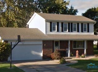 400 Pemberville Rd, Woodville, OH 43469