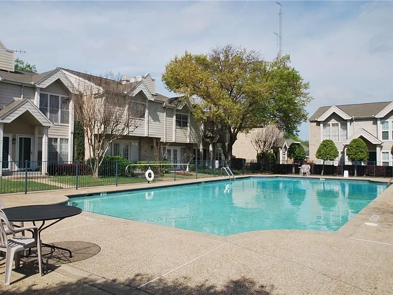 5881 Preston View Blvd #215 — Photo 3
