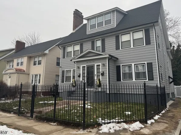 327 N Maple Ave, East Orange, NJ 07017