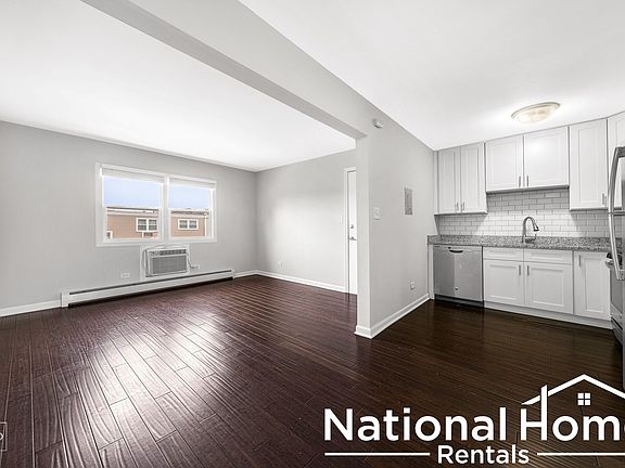 5th image of 5644 W 105th St APT 2W