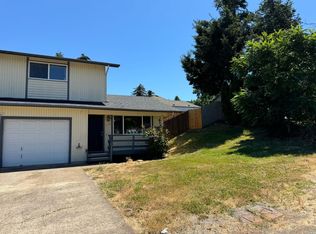 115 S 71st St, Springfield, OR 97478