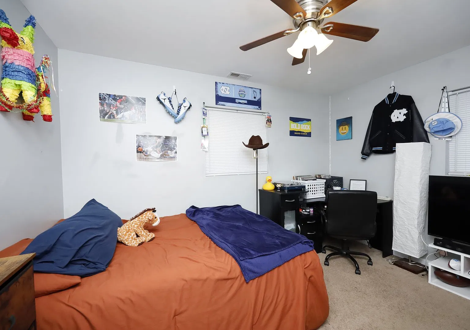 Nice home in Chapel Hill! — Photo 4