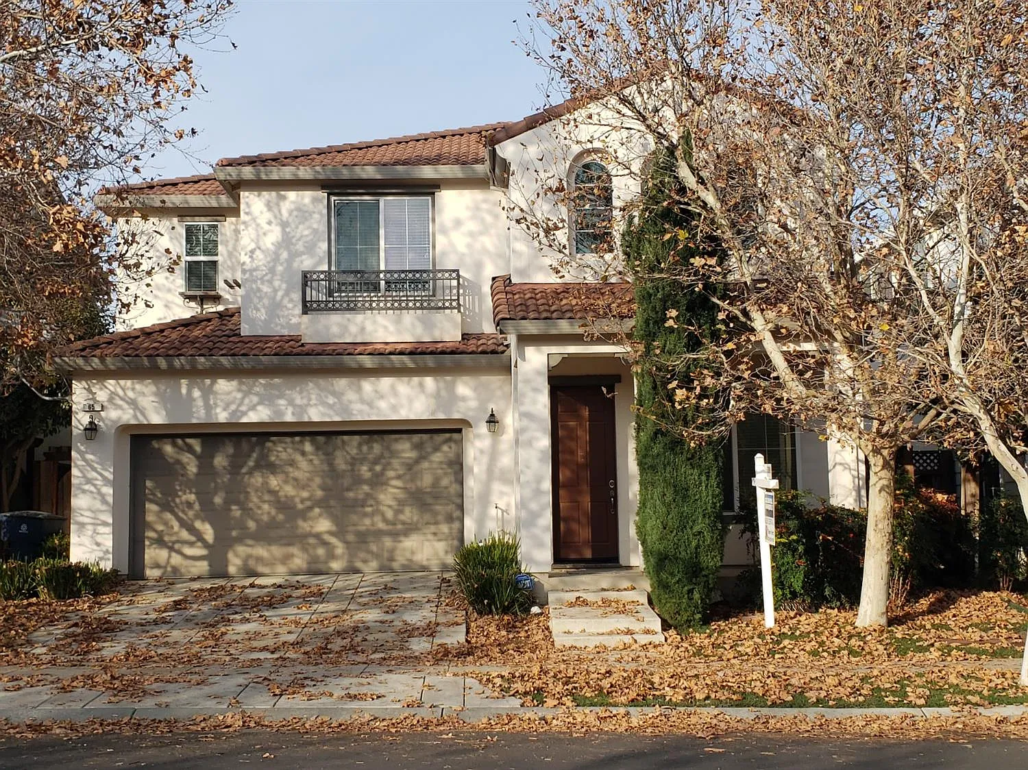 65 E Legacy Dr photo 1