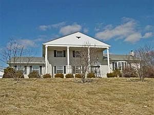 1st image of 347 Ellen Dr