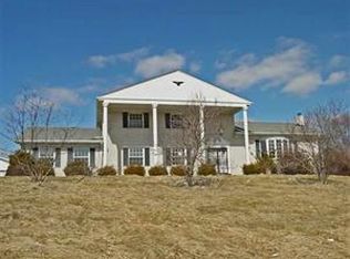 347 Ellen Dr, Wellsburg, WV 26070