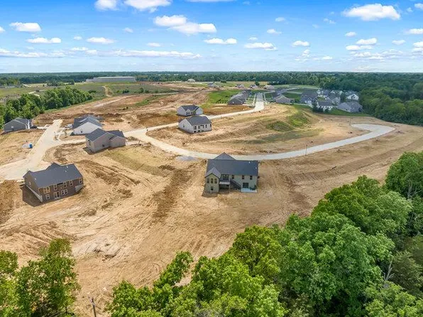 10704 Trenton Ln, Foristell, MO 63348