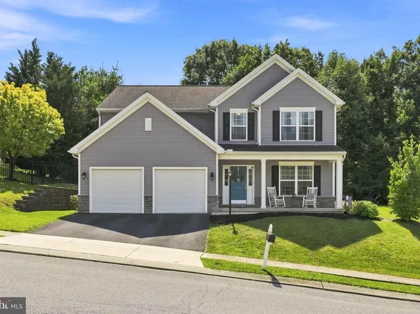 30 Scarlet Oak Dr, Etters, PA 17319