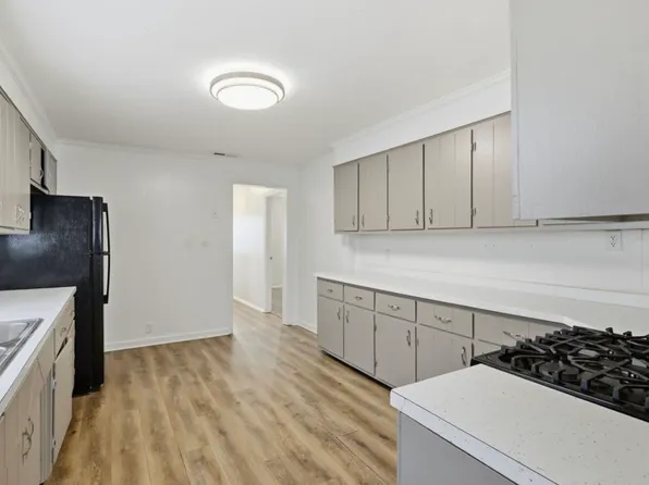 334 E Monroe St, Fortville, IN 46040