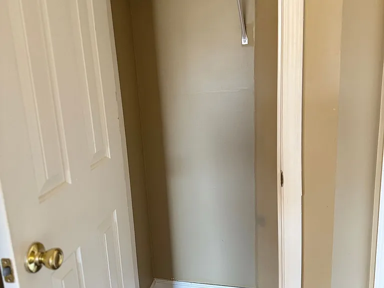 121 Wexford Dr #303 — Photo 7