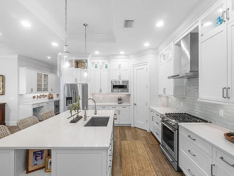 135 Dixie Blvd — Photo 12
