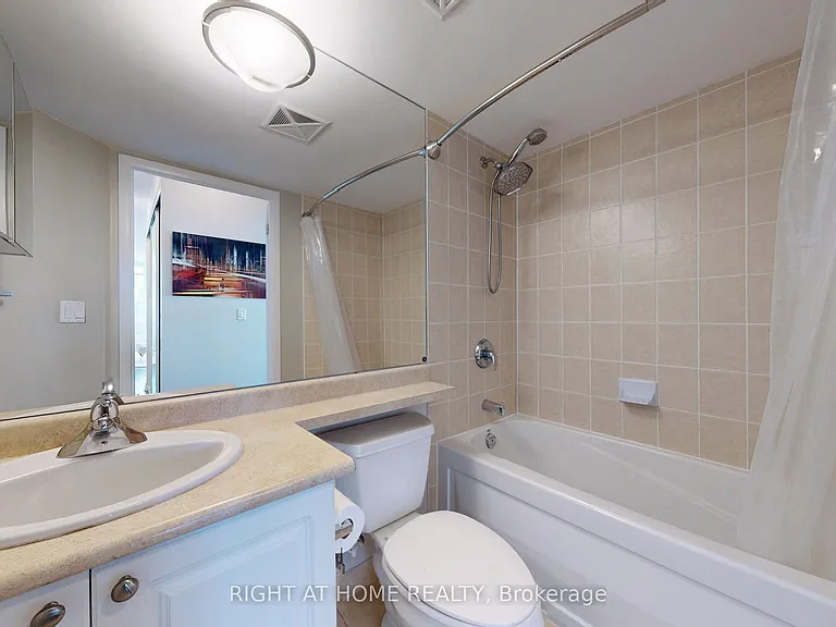 231 Fort York Blvd #2309 — Photo 19