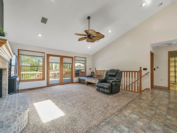 4th image of 2454 Sanibel Holw