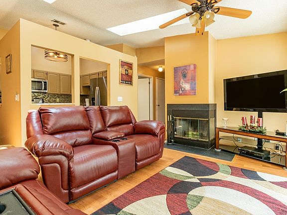 2nd image of 60 Iroquois Dr #60