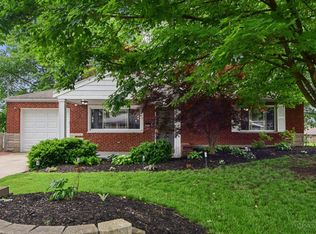 5692 Lauderdale Dr, Cincinnati, OH 45239