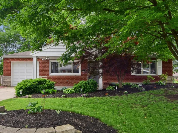 5692 Lauderdale Dr, Cincinnati, OH 45239