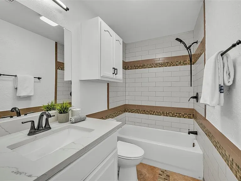 1800 Tamra Ct — Photo 13