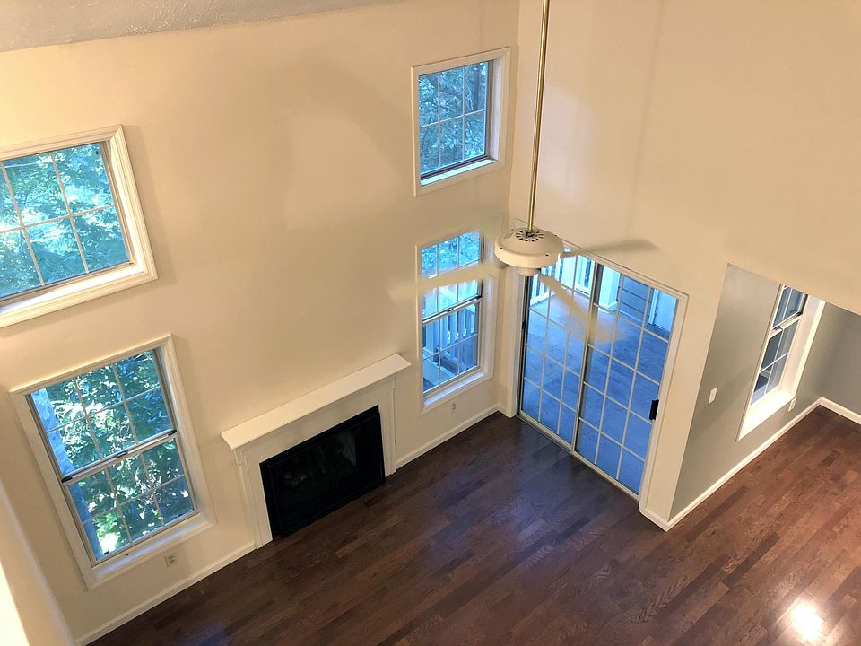 1st image of 2124 River Heights Walk SE
