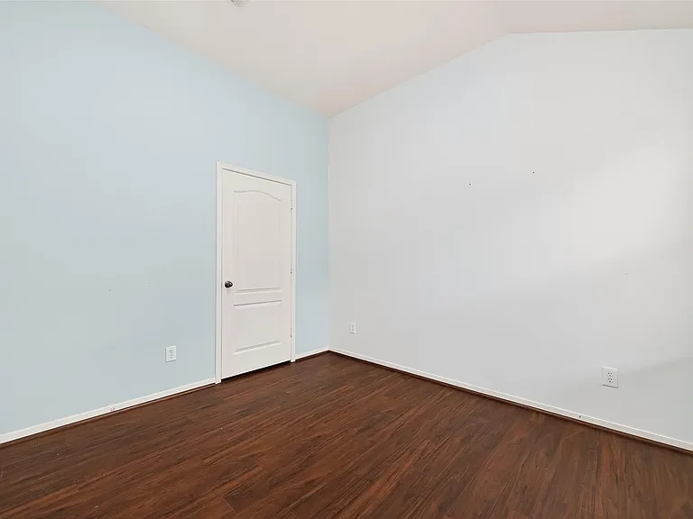 16107 Hitching Post Ct — Photo 36