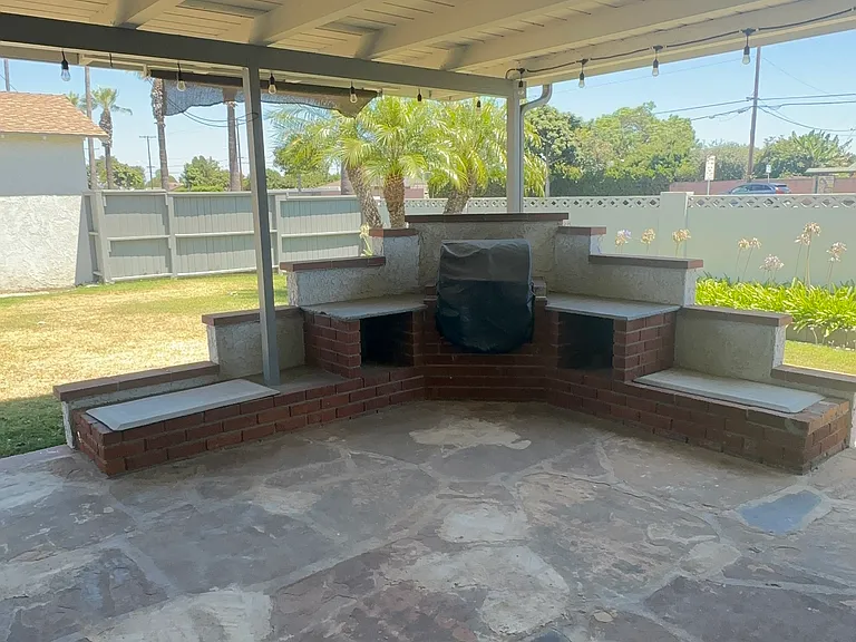 7976 San Marino Dr — Photo 11
