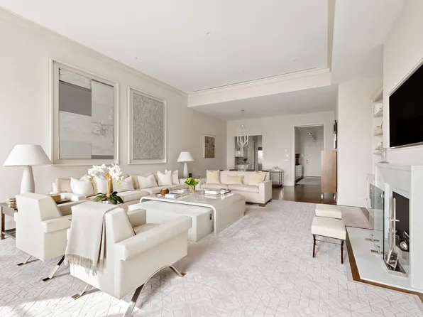 212 West 18th Street 14A image 2 of 16