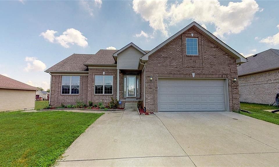 1st image of 223 S Rushmore Dr