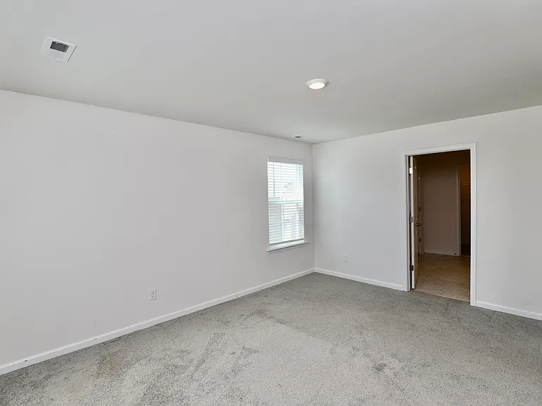 352 Sandbach Rd — Photo 46