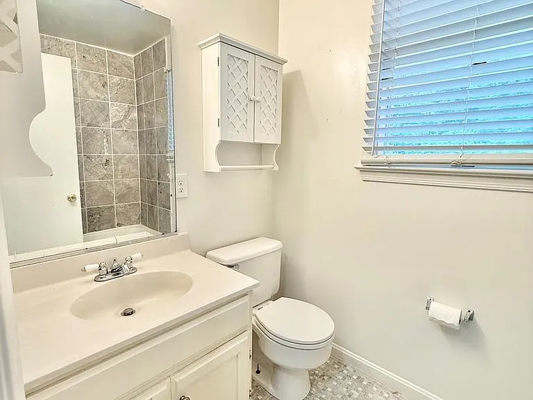10620 Belmont Blvd — Photo 13