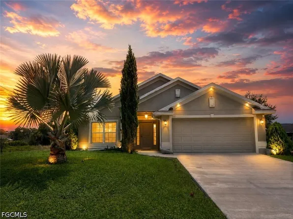 555 Sargent St, Lehigh Acres, FL 33972